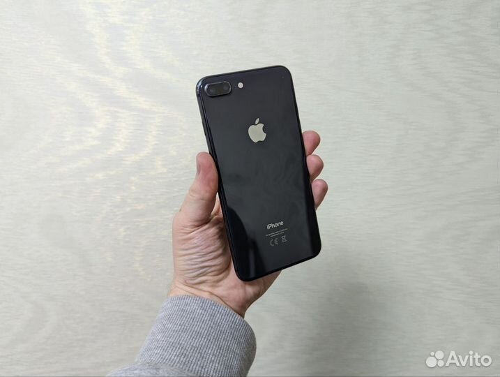 iPhone 8 Plus, 64 ГБ