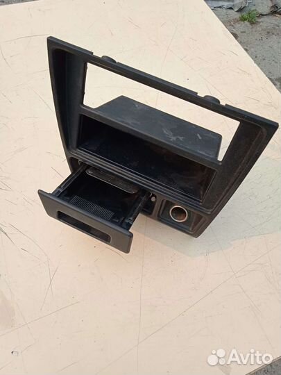 Консоль, пепельница Mitsubishi RVR Z N11W