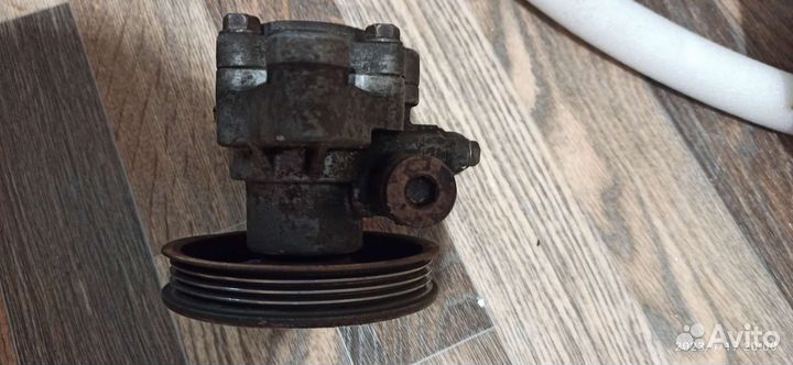 Насос гур Honda