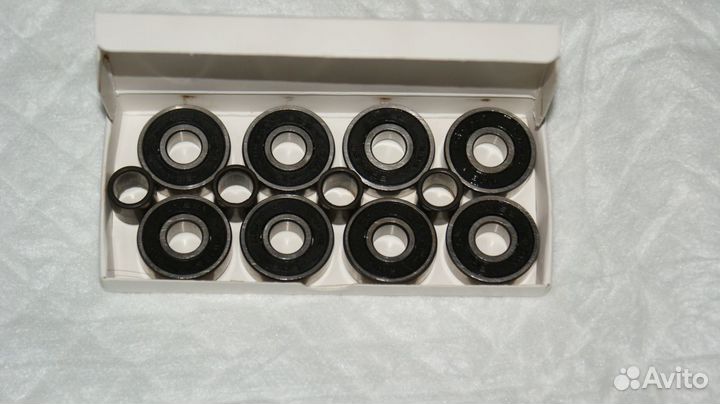 Подшипники 608Z (ролики, самокат) Bones Swiss