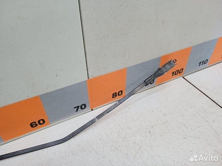 Поводок стеклоочистителя передний правый Opel