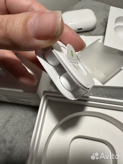 Наушники Airpods pro с шумоподавлением