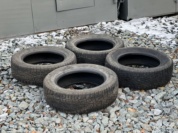 Roadstone Winguard WinSpike 225/60 R17