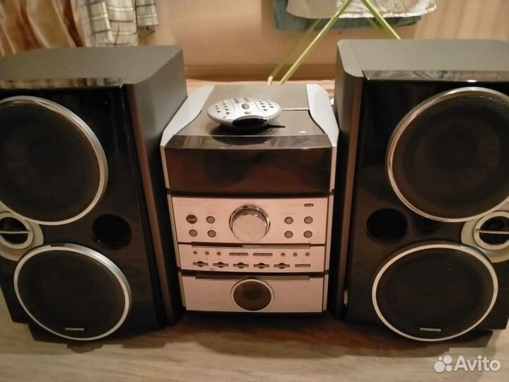 Музыкальный центр