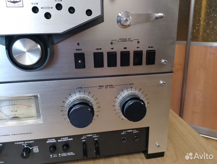 Катушечный магнитофон Akai GX-266D