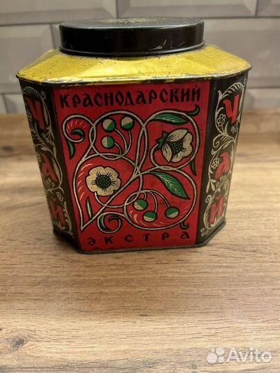 Банка из под чая