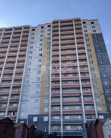 2-к. квартира, 64,3 м², 16/17 эт.