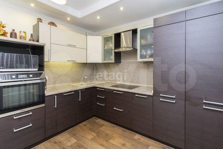 2-к. квартира, 63 м², 2/12 эт.