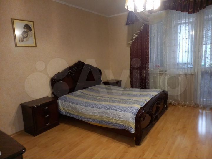 3-к. квартира, 116 м², 2/6 эт.