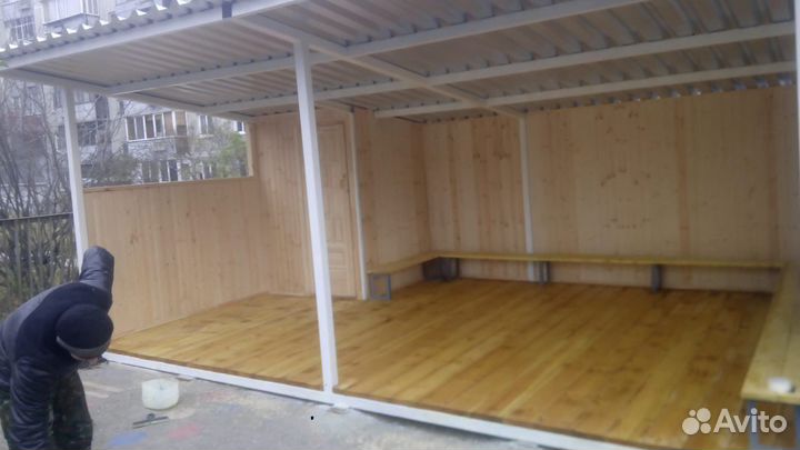 Заборы из профнастила, Навесы