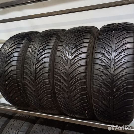 Goodyear Vector 4Seasons 195/55 R16