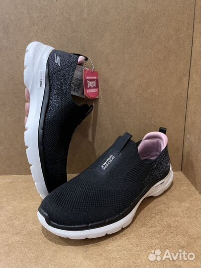 Новые женские кроссовки Skechers, 37.5 оригинал