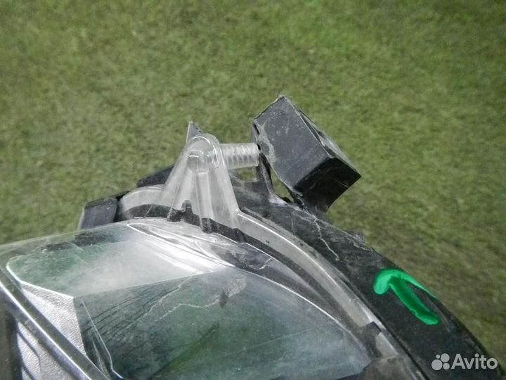 Фара левая Toyota RAV4