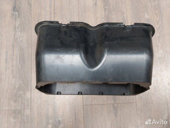 Ящик в багажник Bmw 530 D F10 N57D30 2010