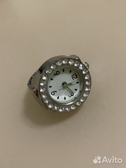 Кольцо- часы