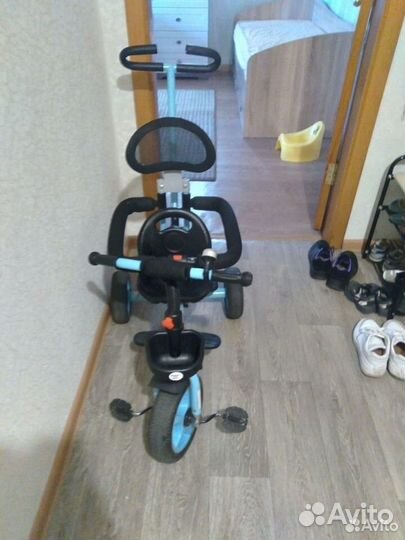 Детский трехколесный велосипед