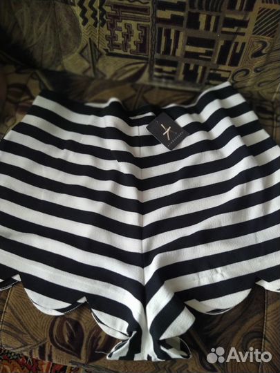 Шорты Sara Neal,Atmosphere.56-58 размер