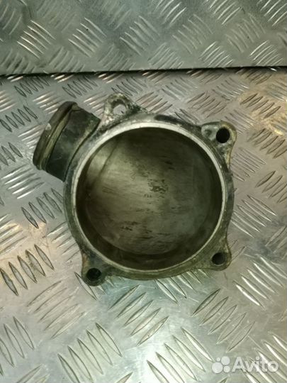 Крышка термостата volvo D13А/ Renault Magnum DXI13