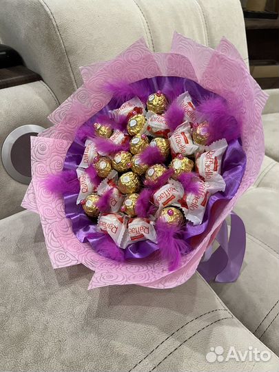 Букеты из конфет в наличии