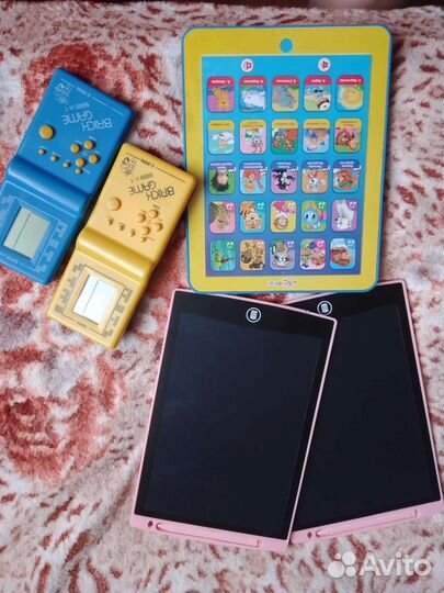 Детские книги,пазлы, настольные игры и другое