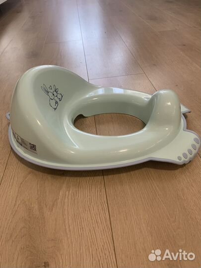 Детское сиденье на унитаз