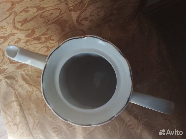 6 чашек чайник масленка горошек. Кувшин Коростень