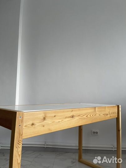 Стол для маникюра