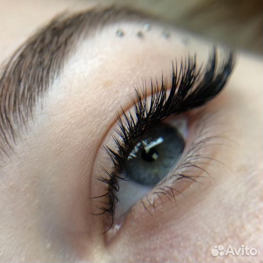 Наращивание ресниц Ламинирование бровей