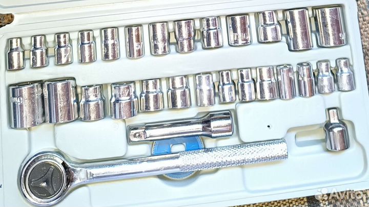 Новый набор инструментов в машину Тундра 59