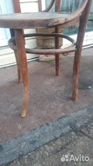 Стул для интерьера