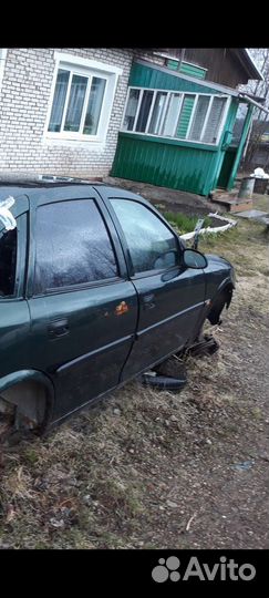 Двери на opel vectra б