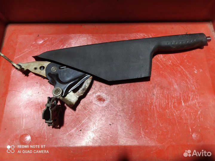 Рычаг ручного тормоза Volkswagen Passat B5