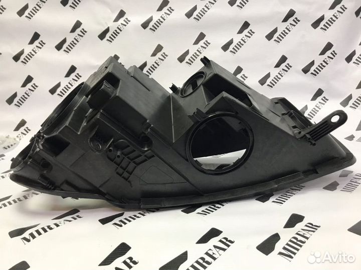 Правый корпус фары BMW X5 X6 F15/F16 2013-2015 US