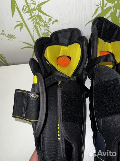 Щитки хоккейные CCM 9080 размер 13