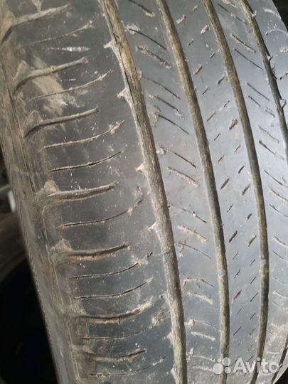 Michelin Latitude Tour HP 215/70 R16