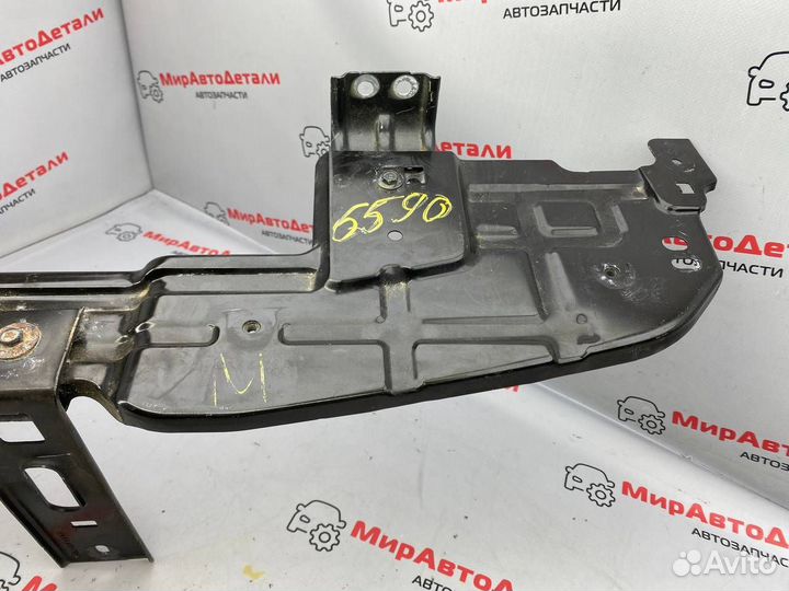 Передняя панель (телевизор) Chevrolet Trax рест