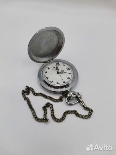 Часы карманные Молния с цепочкой СССР Рабочие