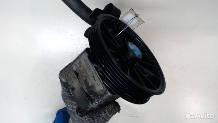 Гур Volvo XC90, 2004