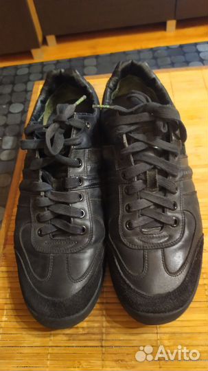 Кроссовки Hugo Boss р.42