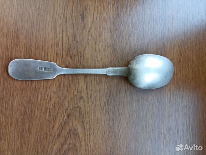 Антикварная серебряная ложка