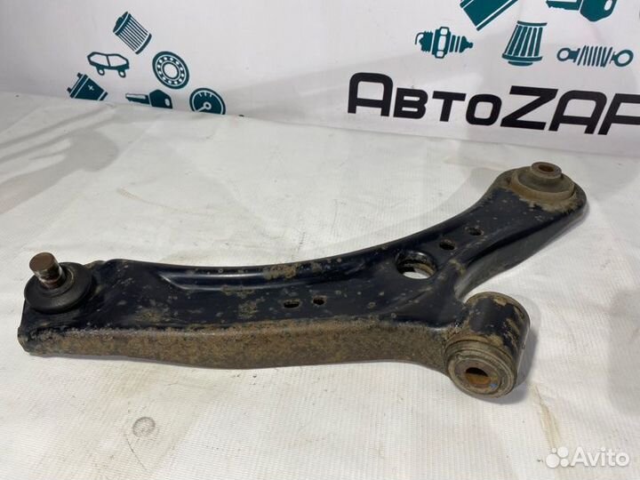 Рычаг передний правый Suzuki Sx4 седан M16A 2008