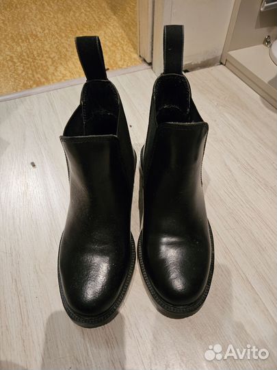 Ботинки для девочки 36-37