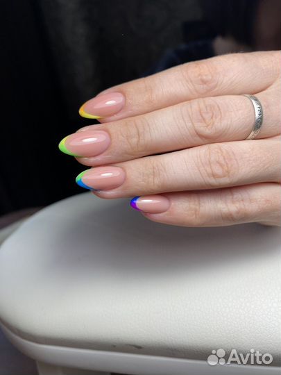 Услуги маникюра на дому