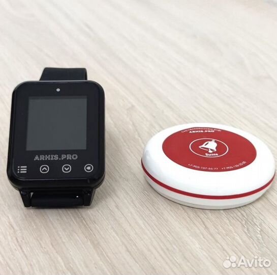 Кнопка вызова официанта и часы пейджер Элит