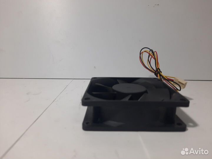 Вентилятор 80x80x25 DC 12V 0.11A Titan TFD-8025M1