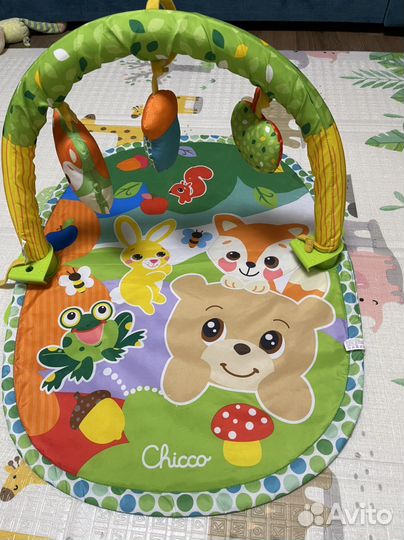 Разаивающий коврик от фирмы chicco