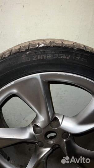 Kumho 732 Touring Plus 235/45 R19