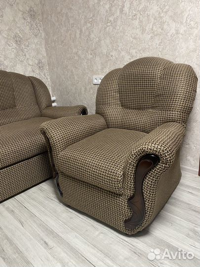 Диван и 2 кресла