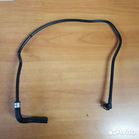 Трубка охлаждения Opel Astra H 1.8