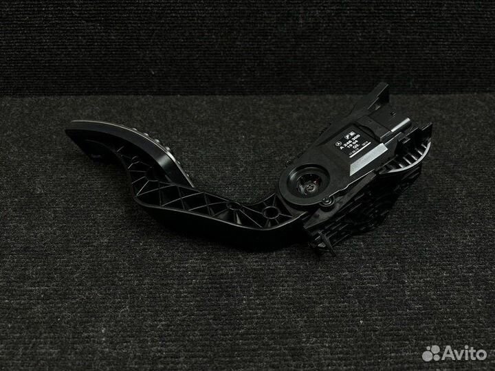 Педаль газа Mercedes-Benz A-Class W176 M270.920